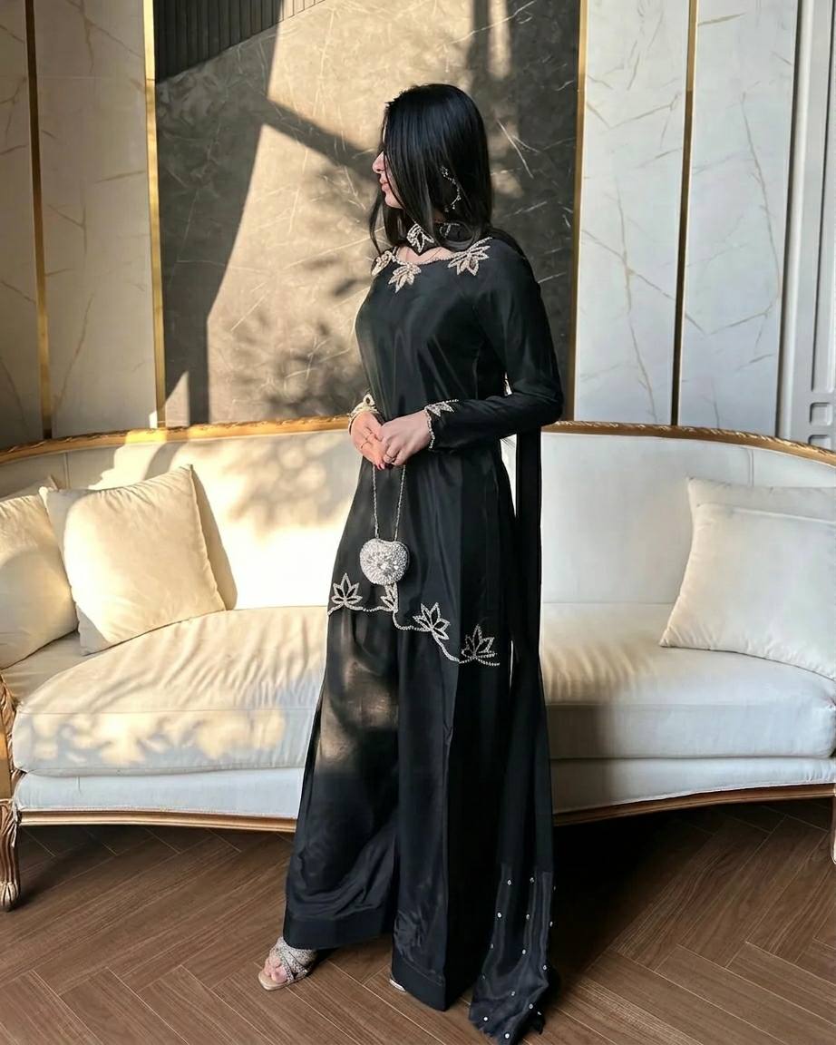 The Midnight Onyx Lotus-Embroidered Silk Set